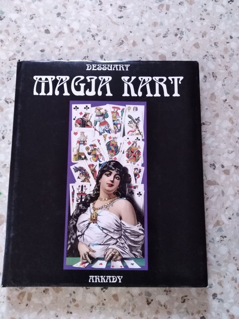 Magia. Tarot. Tajniki. Bestseller, 150stron,duzy format