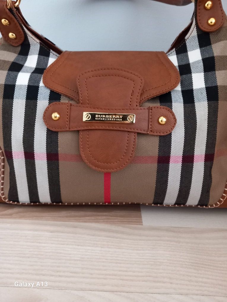 Burberry torebka vintage duża cudenko