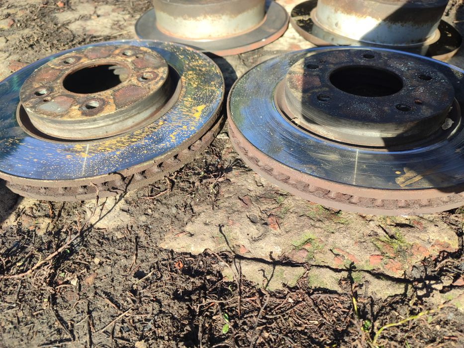 Тормозные диски Лансер 10