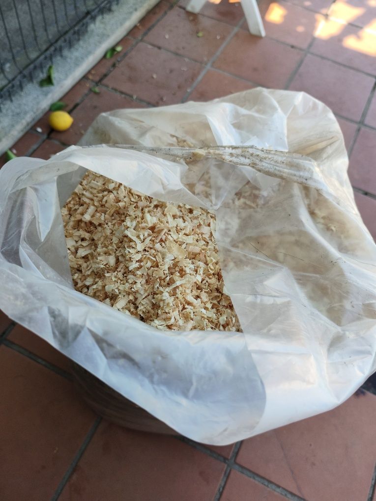 Saco de Serrim - Aparas de Madeira (15 Kg)