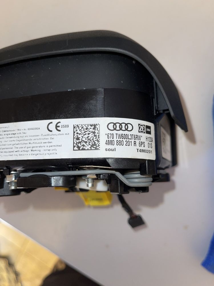Подушка в руль Audi Q5 80A 2017-2023 4M0880201R