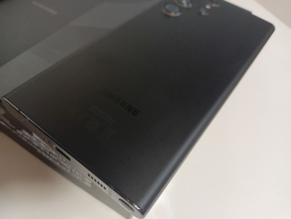 Jak Nowy Samsung S22 Ultra w idealnym stanie,komplet,bez rys