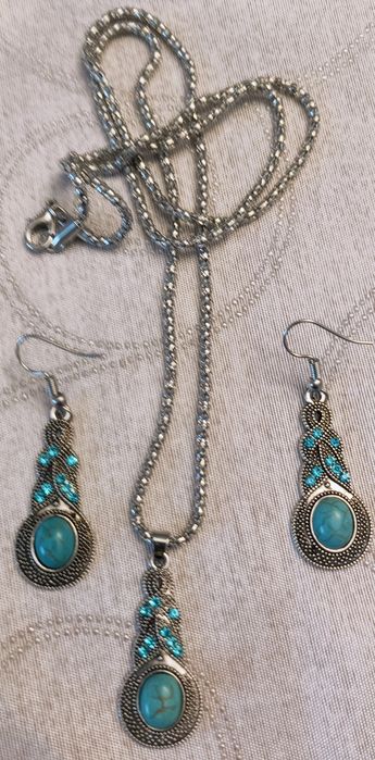 Zestaw biżuterii Nowy