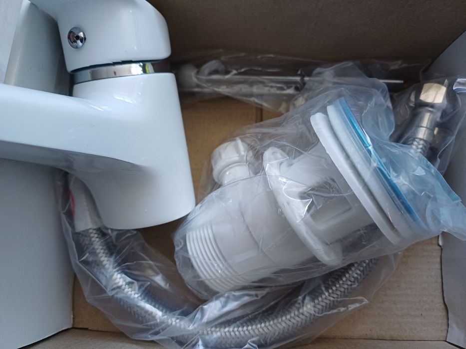 Bateria jednouchwytowa, kran biał do łazienki, NOWY