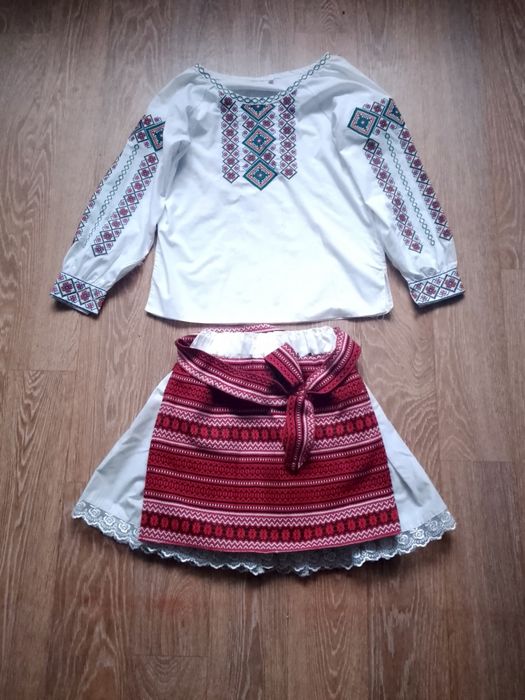 Вишинка+ спідниця