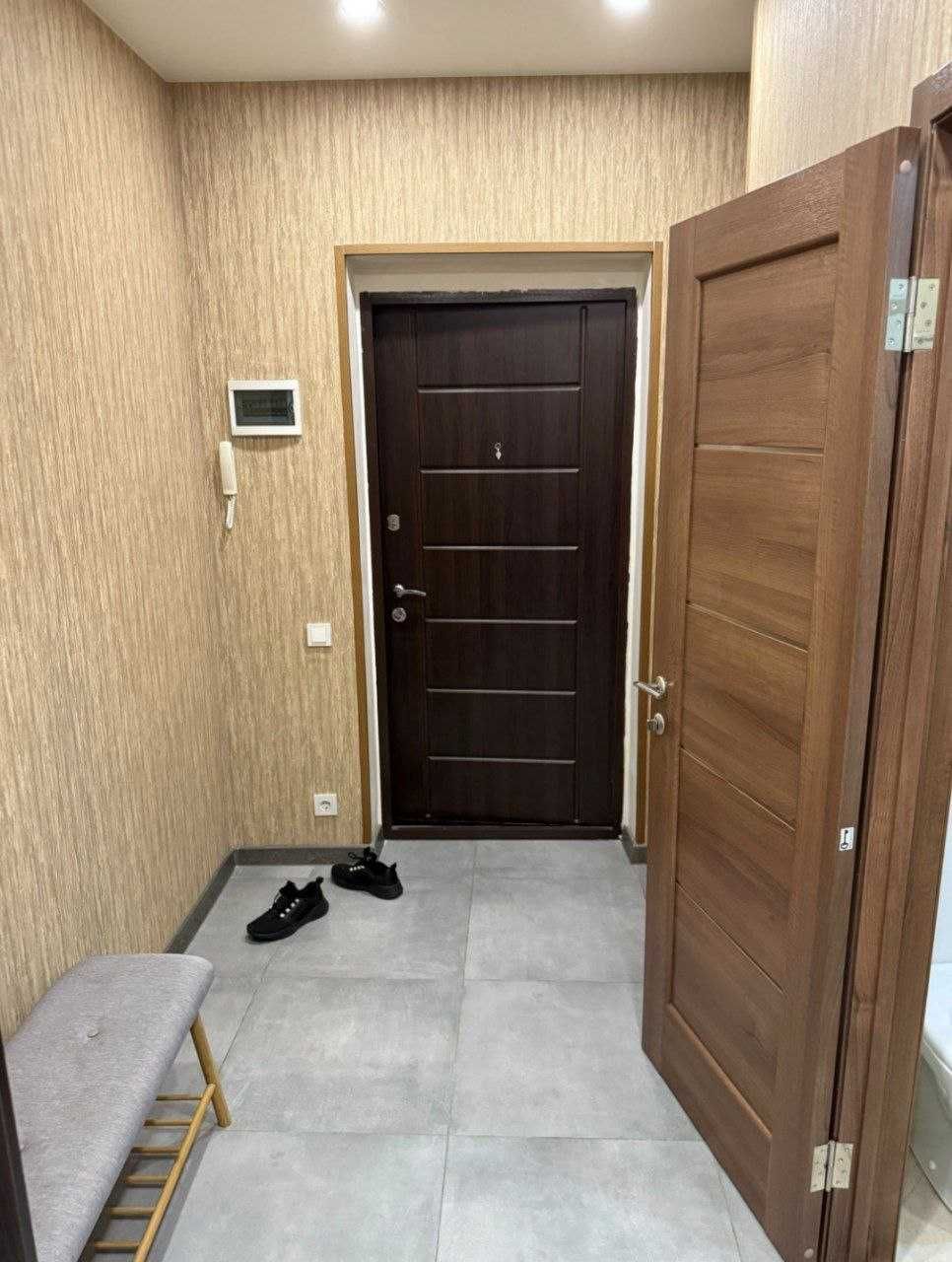 Сдам 1к кв в ЖК Искринском возле метро Защитников Украины!(50000)