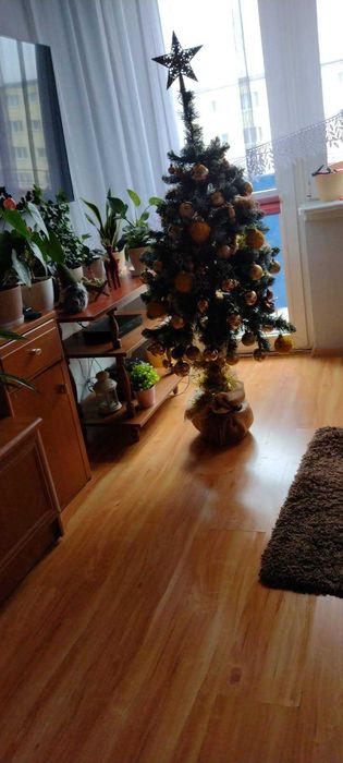 Sprzedam sztuczną choinkę na pniu wys. 140 cm lub 160 cm