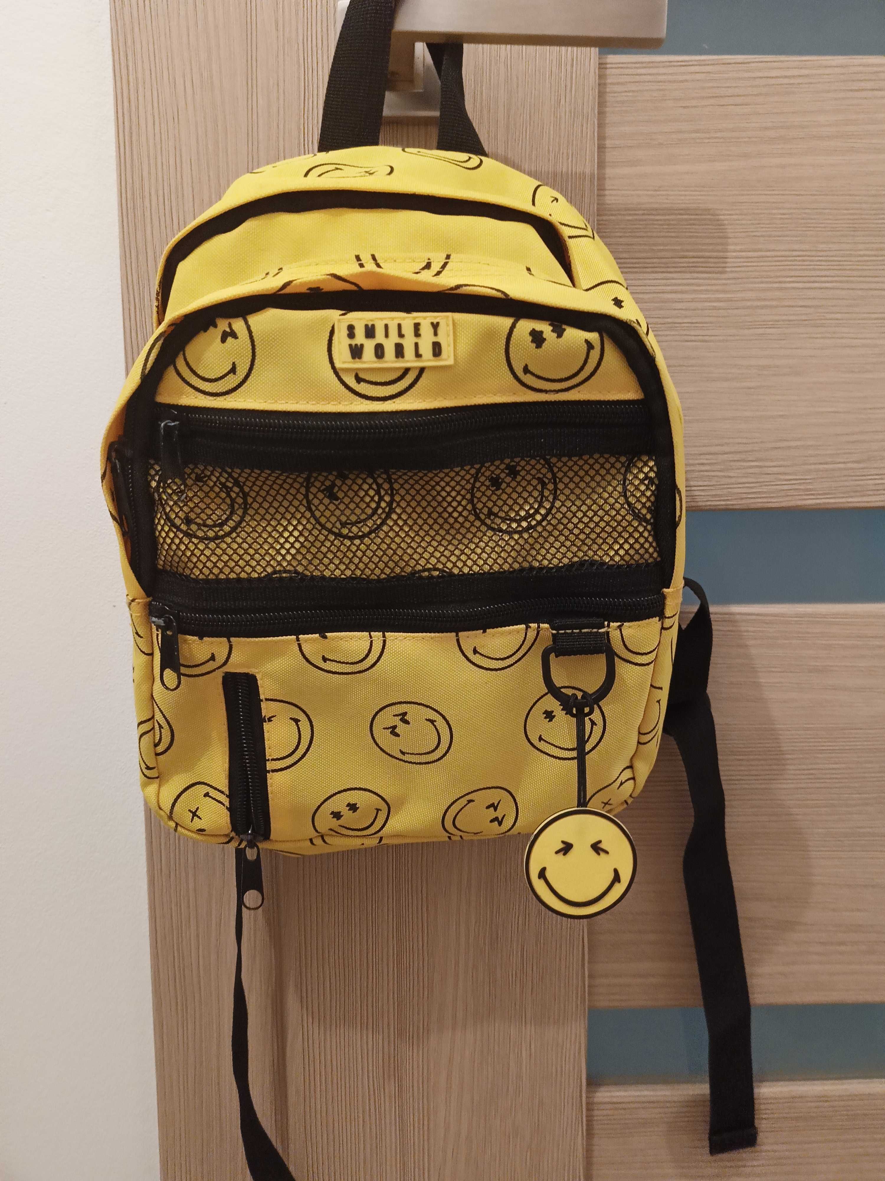 Plecak Smiley dla przedszkolaka z Reserved