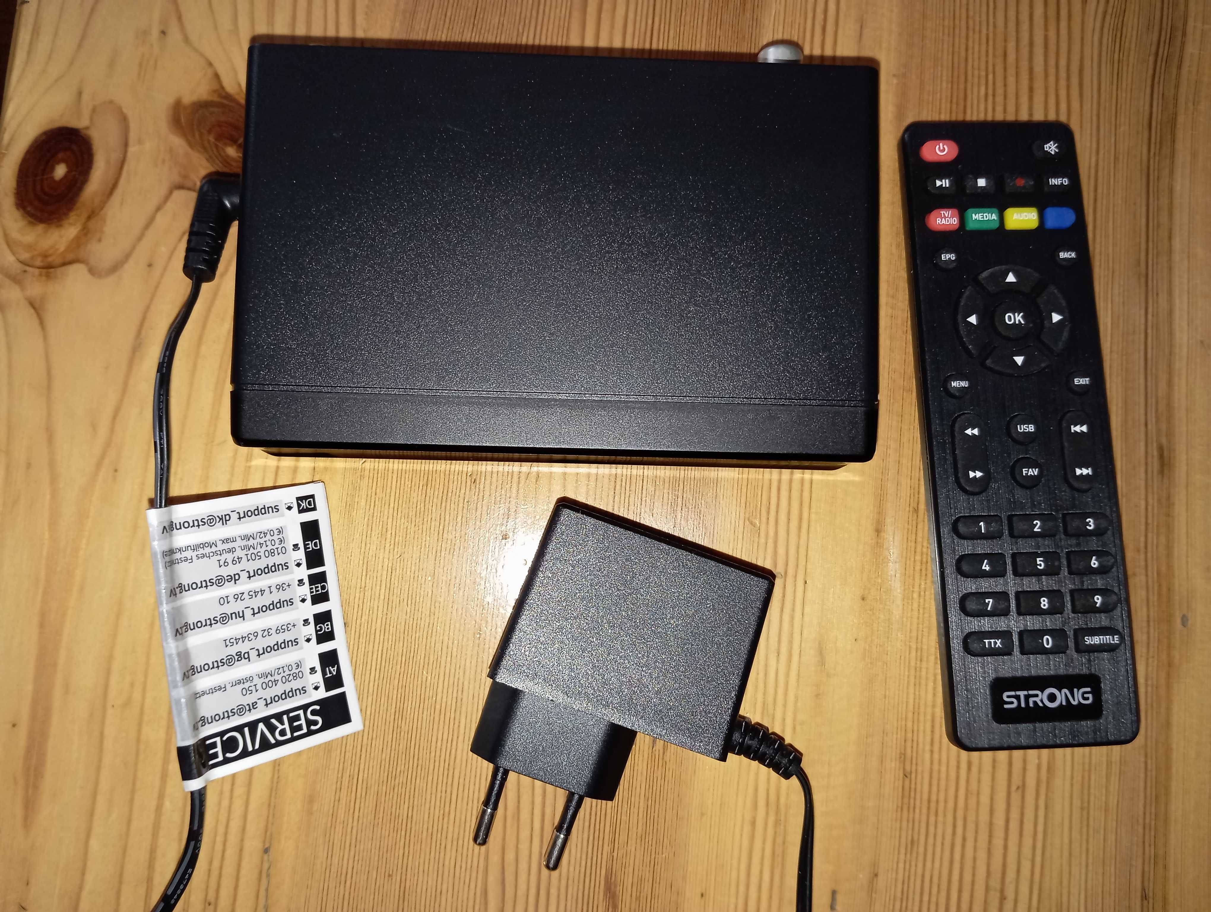 Dekoder Tuner do naziemnej telewizji STRONG jak nowy komplet gwarancja