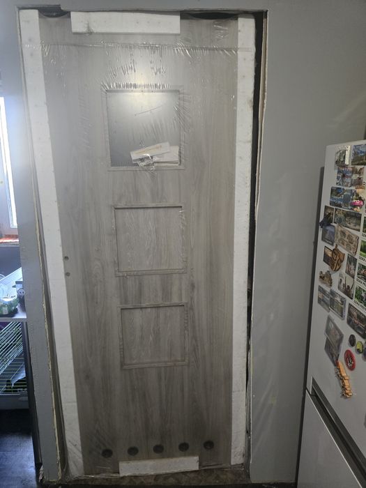 Drzwi łazienkowe z ościeżnicami