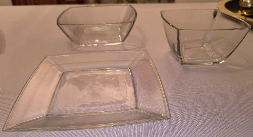 Zestaw 2 szt. salaterka 6 szt. talerzyk szkło przeźroczyste