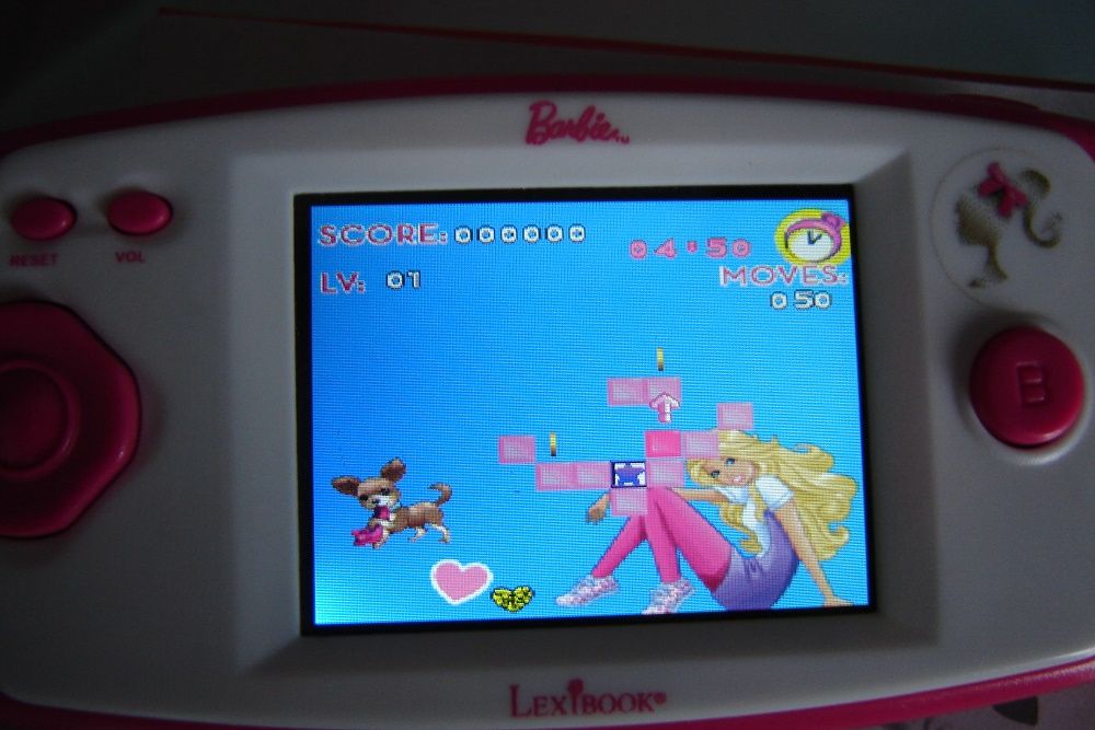 Jogo electronico Lexibook Barbie com 120 jogos