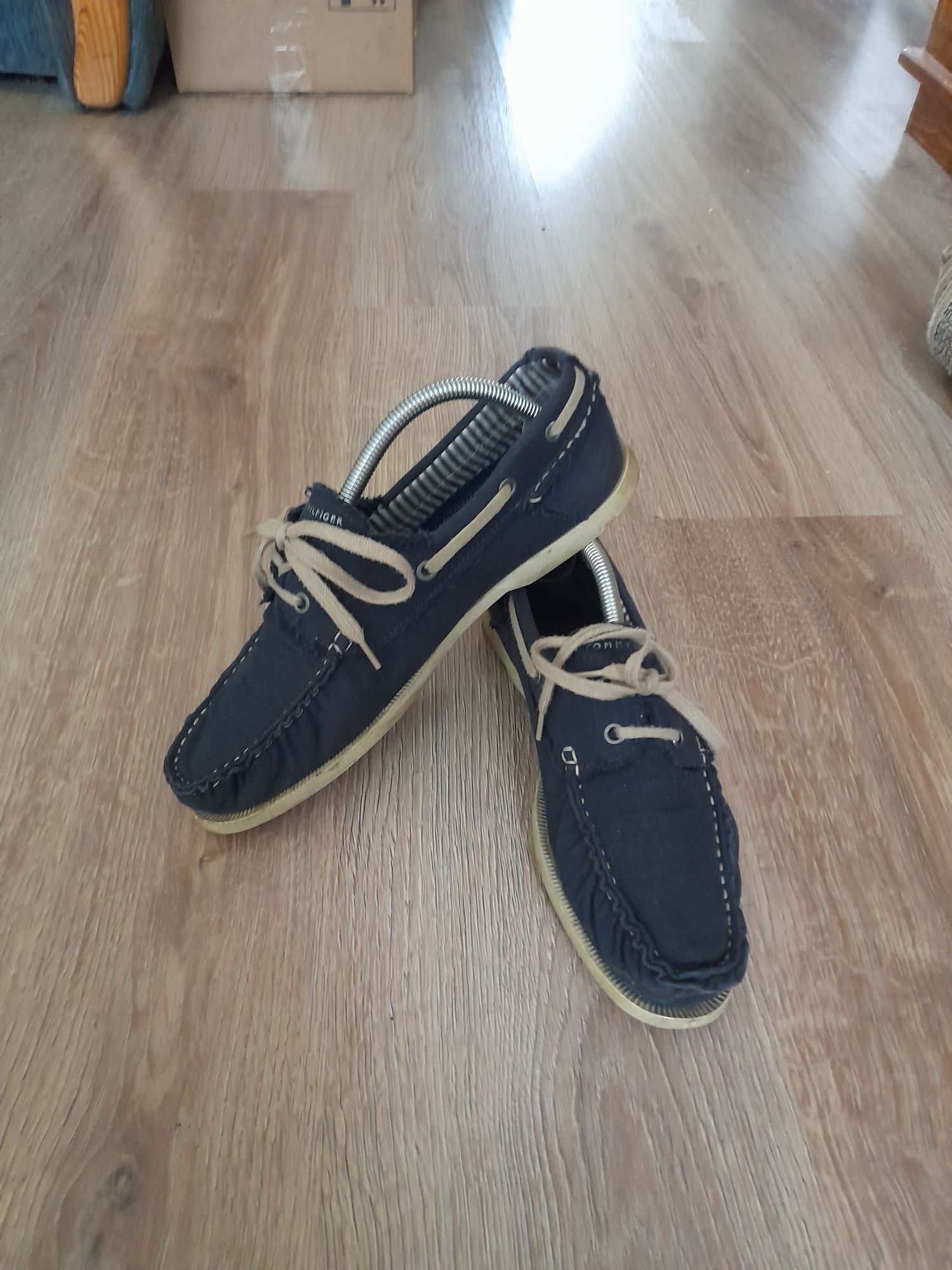 Tommy Hilfiger buty żeglarskie rozmiar 42