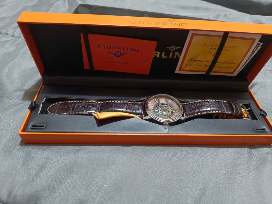 Stuhrling original