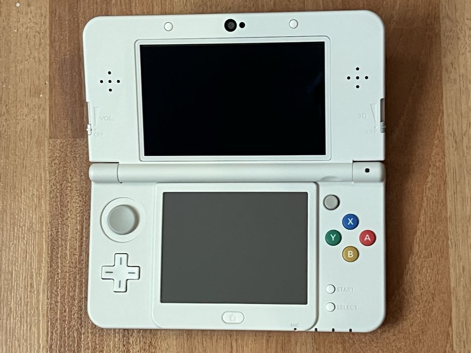 Ігрова приставка Nintendo new 3 ds Magic Castle edition