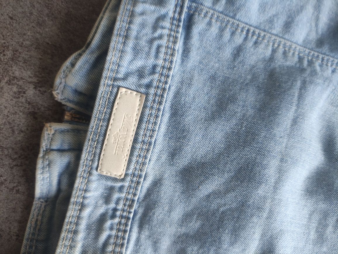 Kurtk jeans z ozdobnym przodem
