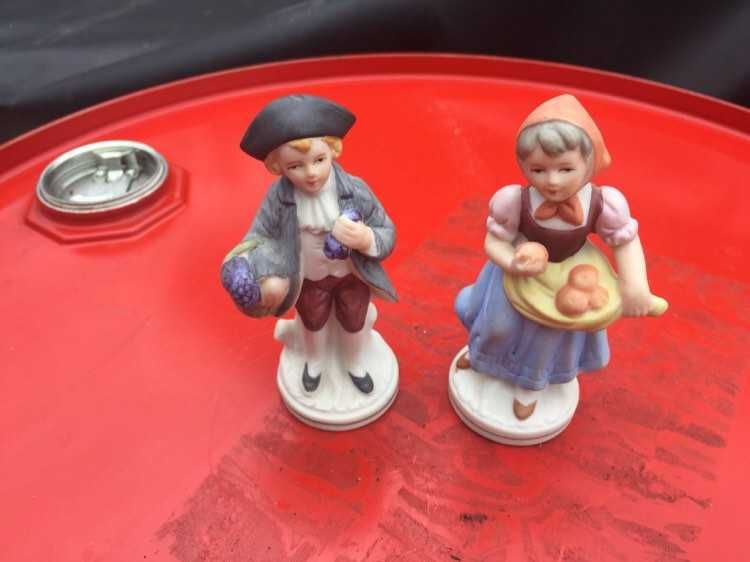 Estatuetas Vintage em Porcelana, Marfinite e Cerâmica!