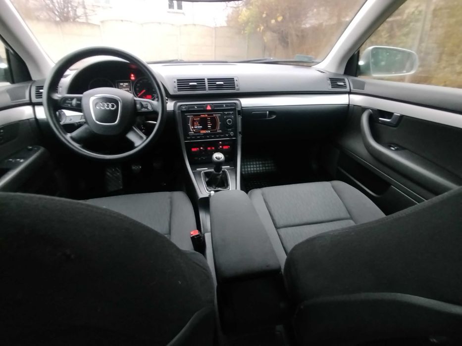 Audi A4 B7 2.0 TDI diesel klimatronik alufelgi zadbany egzemplarz