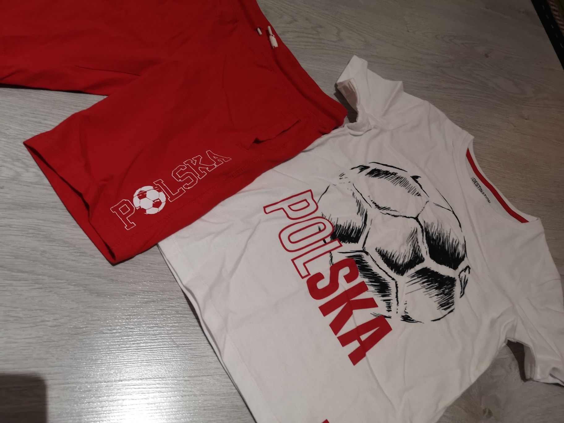 Zestaw Polska bluzka t shirt spodenki szorty nowe 134