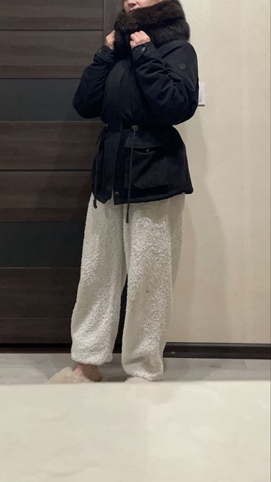 Продам жіночу  куртку