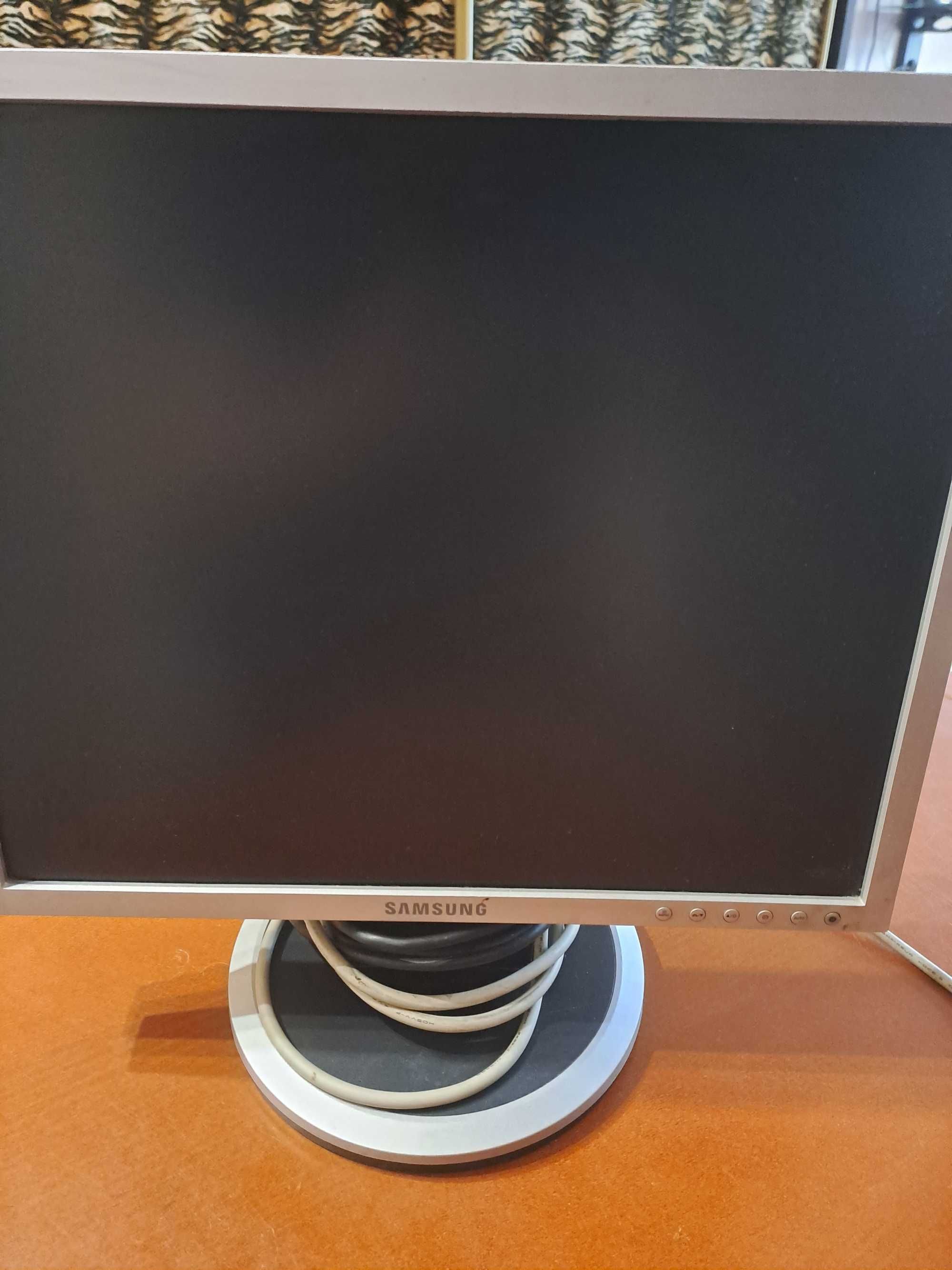 Monitor Philips 236VL,226VL,Samsung SyncMaster940N,BenqG2025HDA