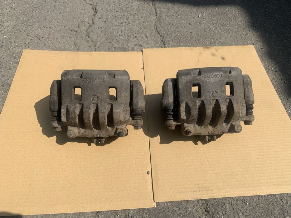 Супорта передні SUBARU