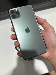 iPhone 11 Pro, 256 GB, midnight green shade.