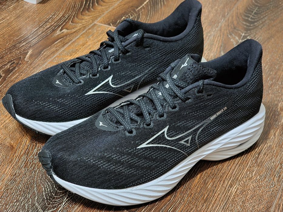 Оригінал 100% чоловічі кросівки mizuno wave rider 28   eur 43