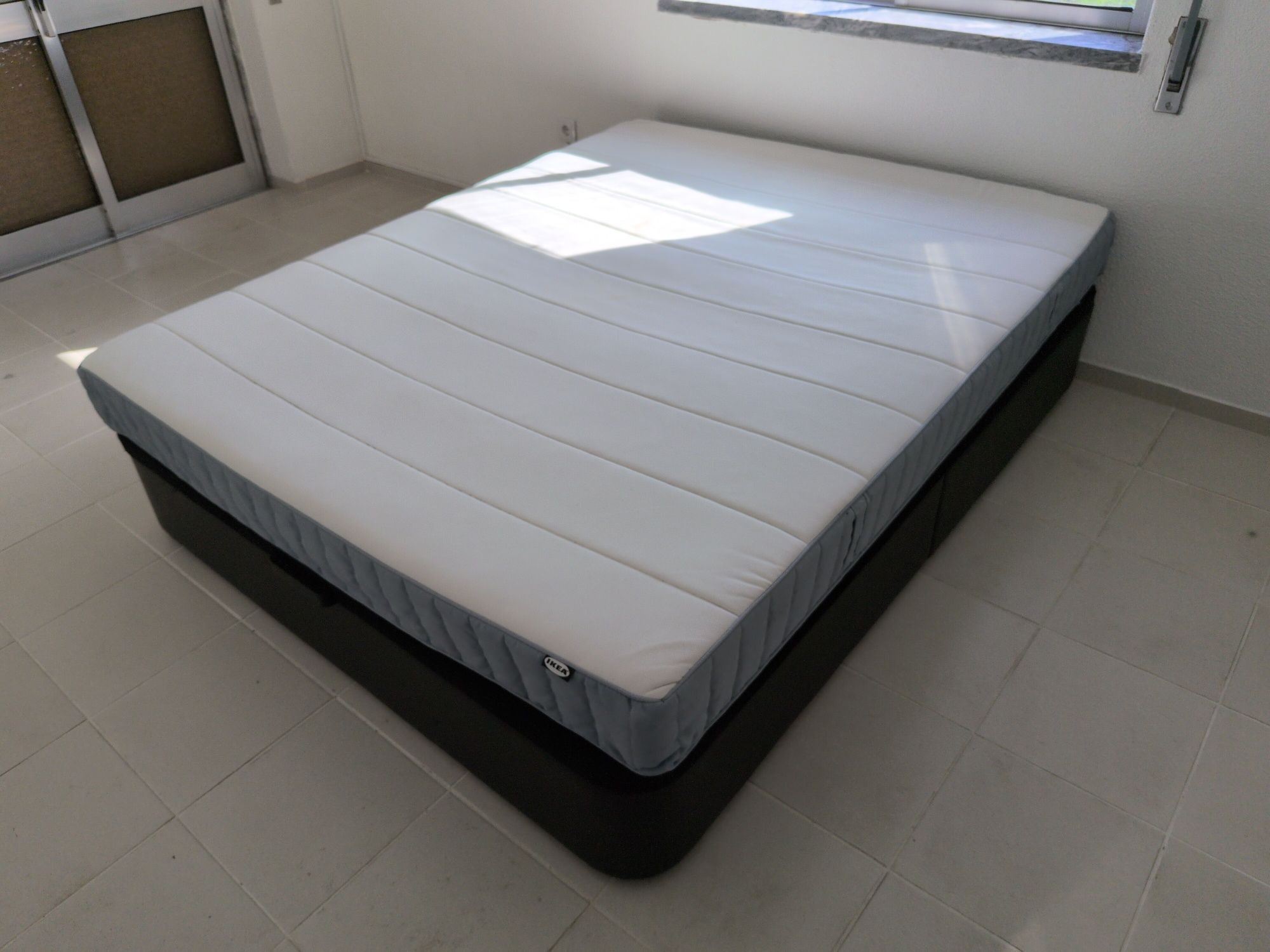 Conjunto Cama IKEA (tudo incluído)
