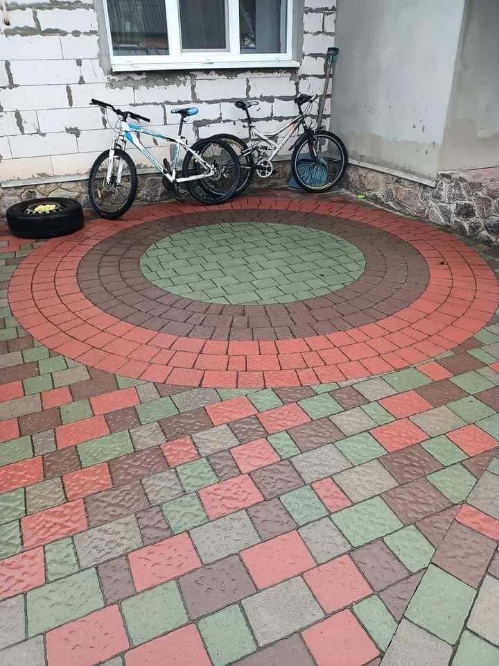 Укладка тротуарної плитки