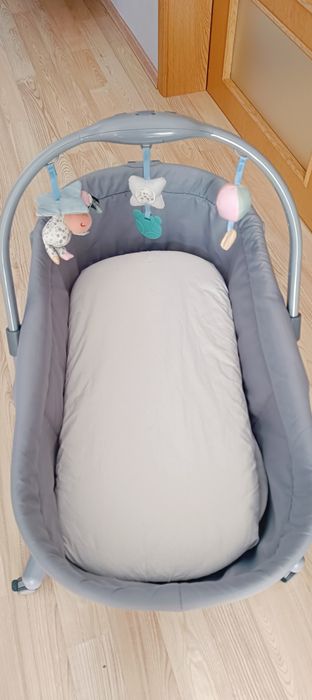 Leżaczek, łóżeczko bujaczek krzesełko Chicco Baby Hug