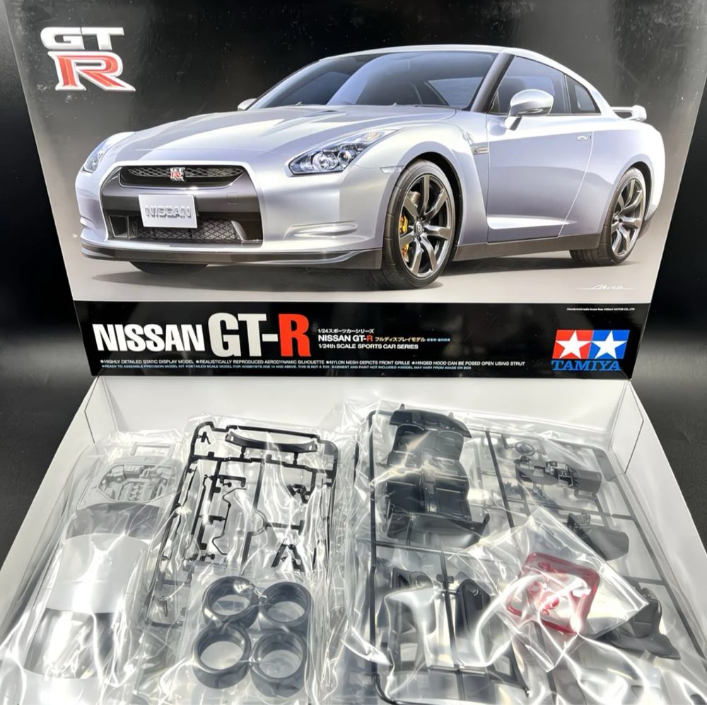 Моделі автомобілів 1/24 tamiya, aoshima