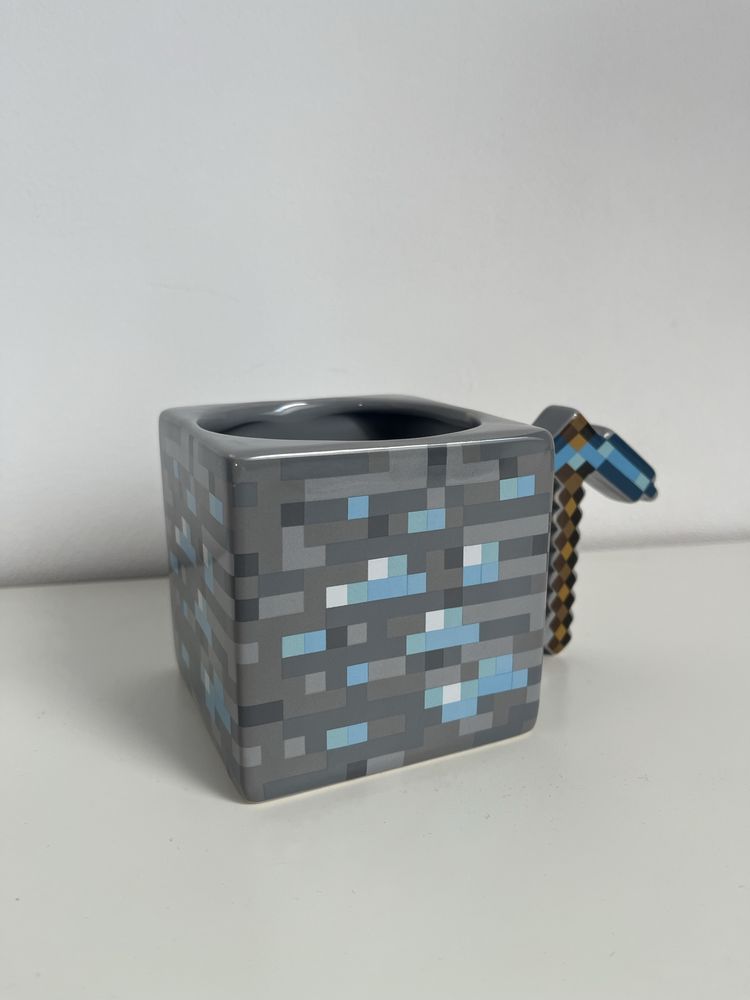 Minecraft Ceramiczny Kubek - blok diamentu z kilofem 500ml