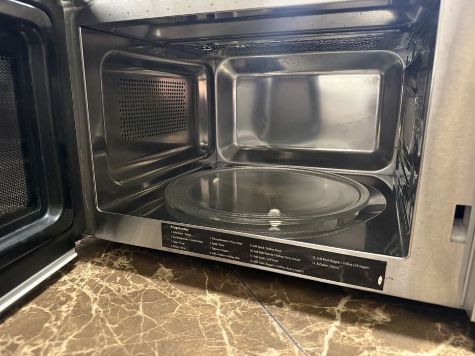 Мікрохвильова піч CASO привезена з Німеччини в ідеальному стані