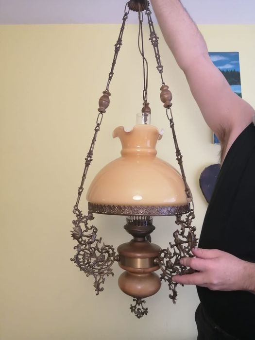 Lampa wisząca holenderska