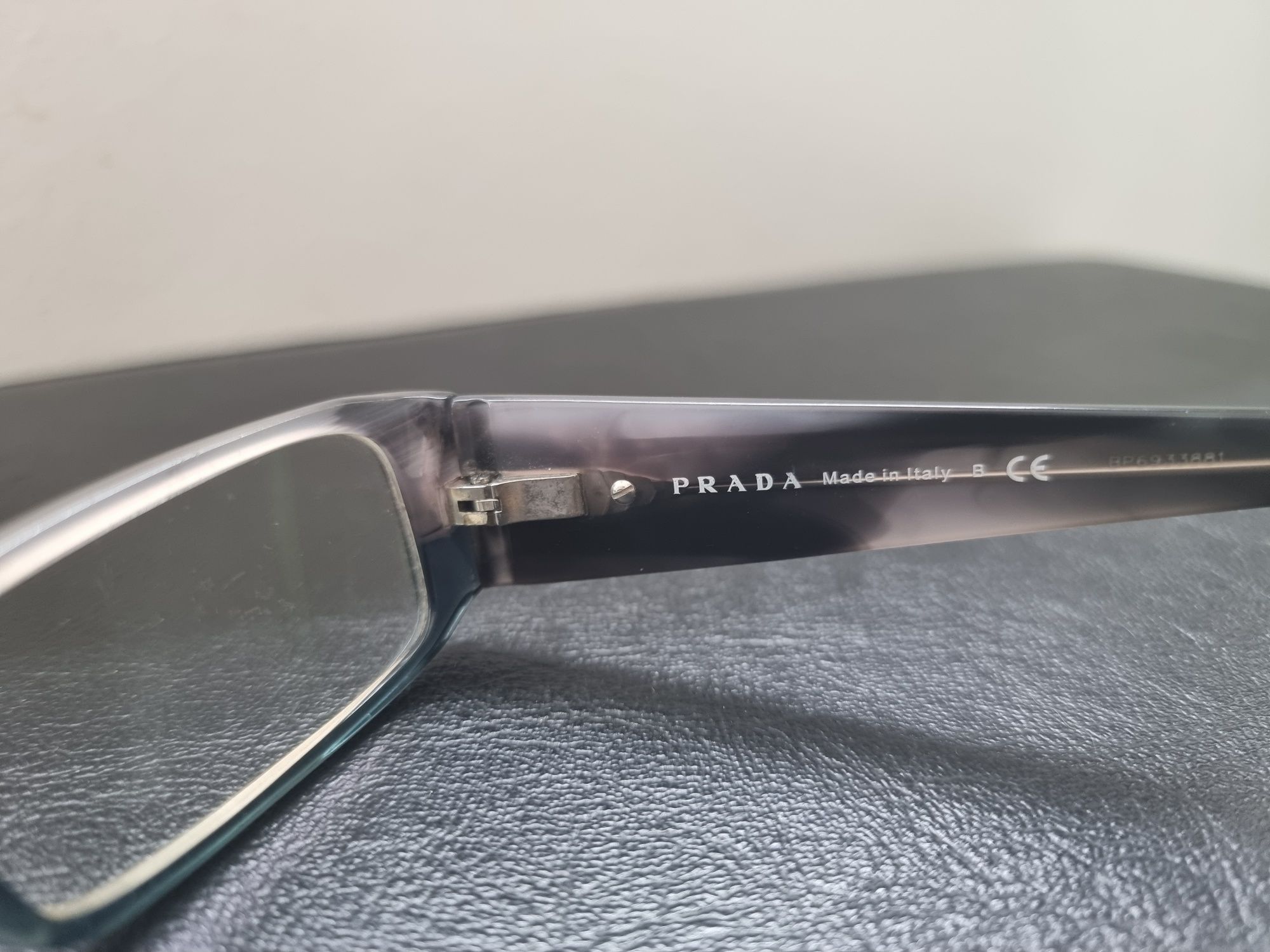 Oculos em massa-   Prada
