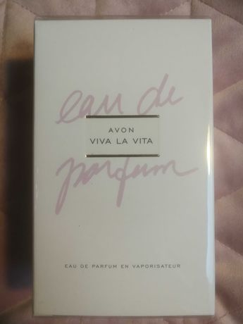 Perfumy Avon Viva la vita dla niej 50ml Folia
