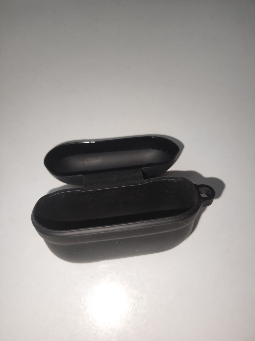 Чохол чехол чорний для навушників AirPods Pro