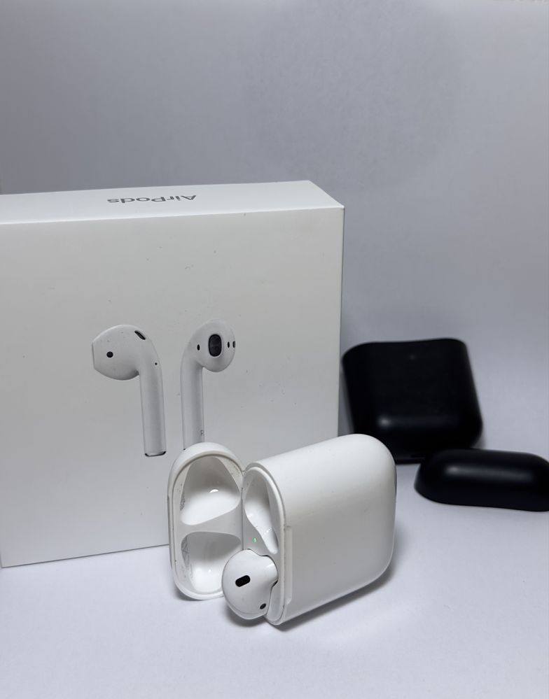 Бездротові навушники AirPods 2 (оригінал)