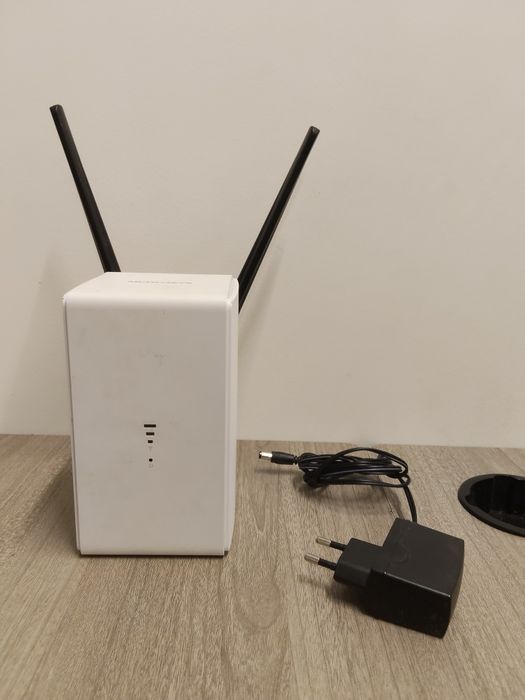 Router Mercusys 4G LTE sim card