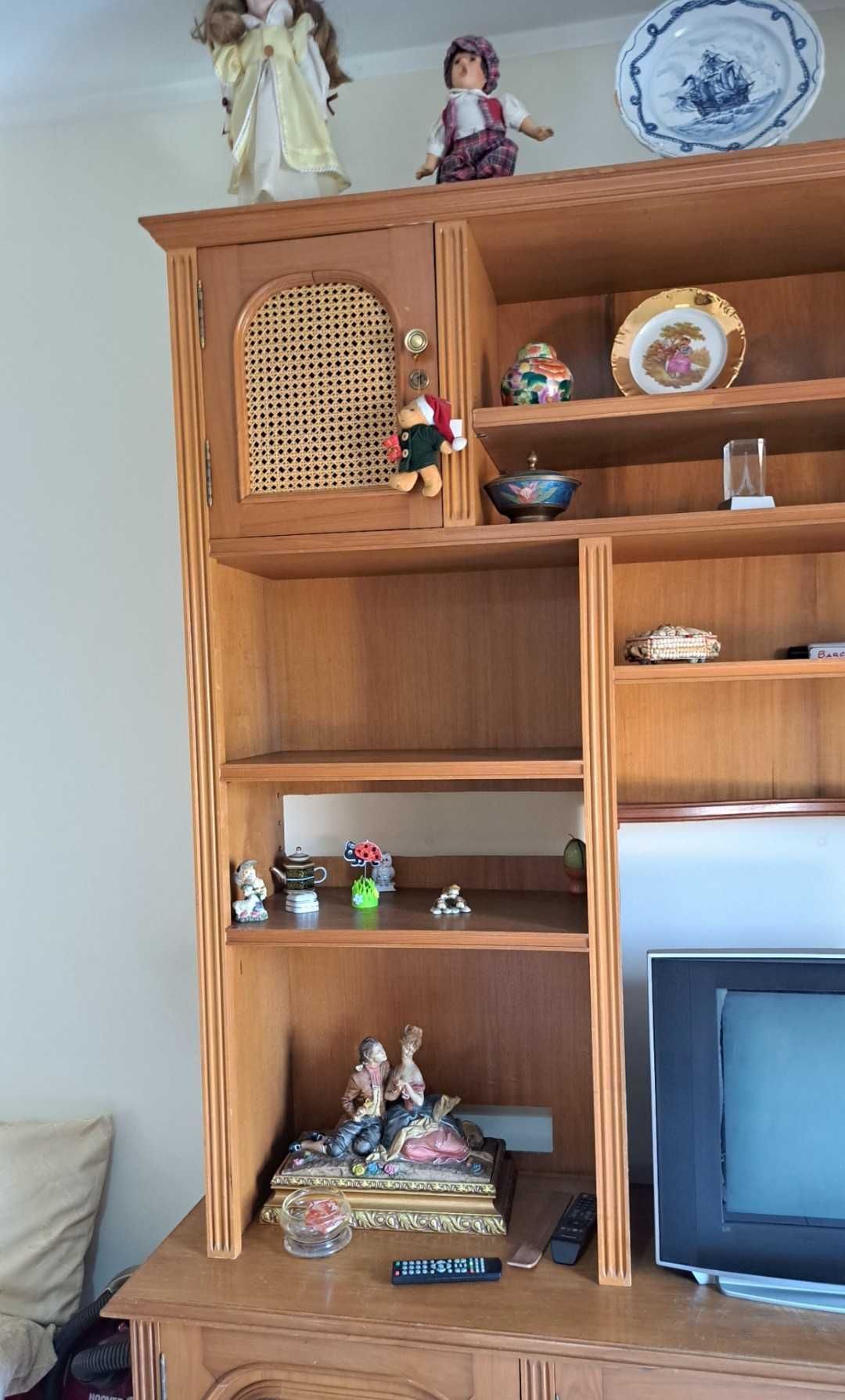 Móvel de Sala ( Vintage) À Mellhor Oferta