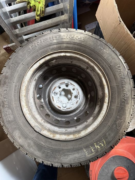 Зимові шини Premiorri 175/70 R13 82T з дисками Ваз 2107