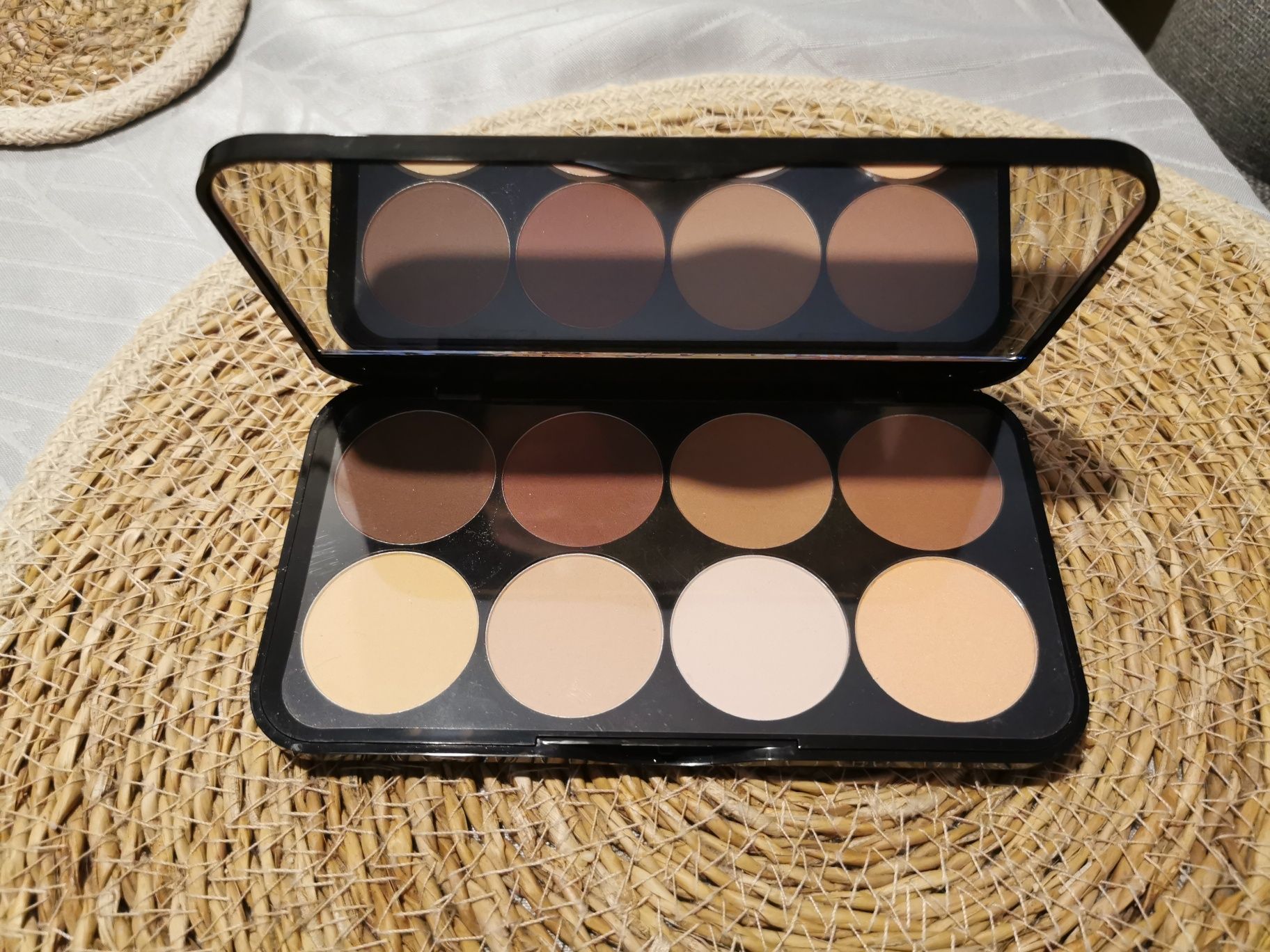 Paleta Douglas my contouring makijaż