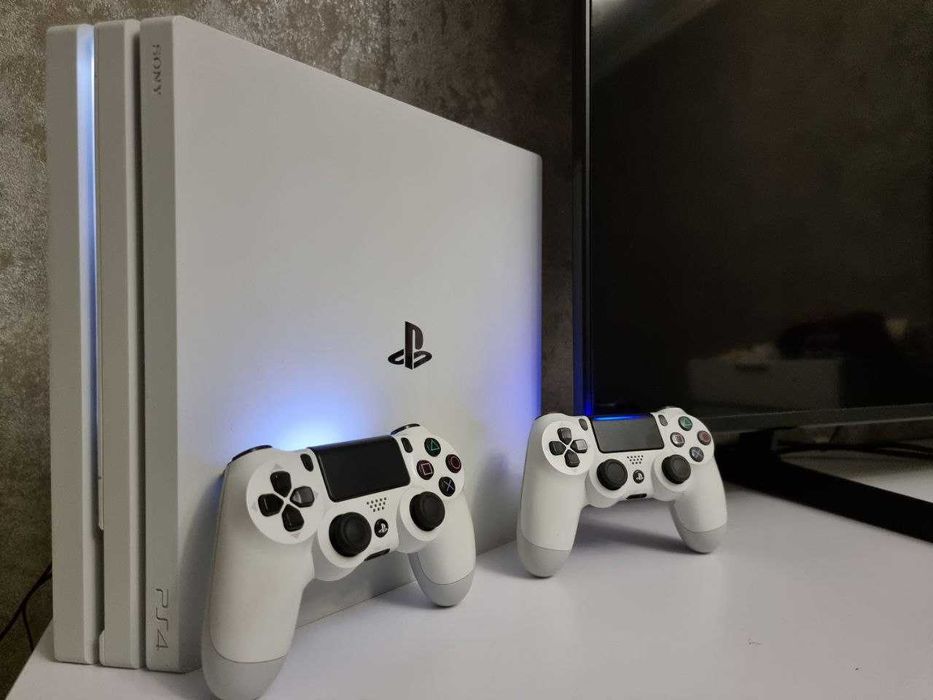 Playstation 4 pro 1 TB Б/У White (Біла) Рідка модель!