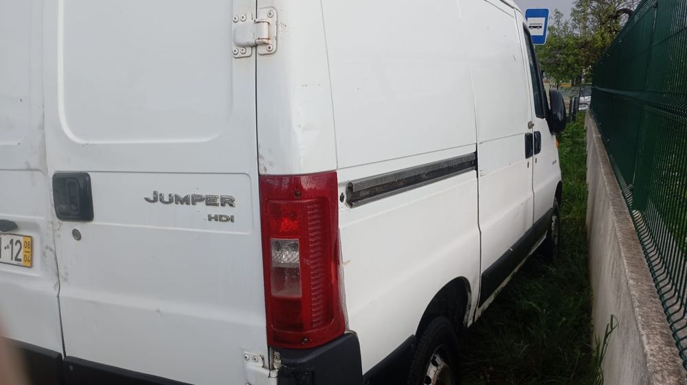 Várias Carrinhas - Ford Transit 2.4 / Citroen Jumper 2.0hdi Fibrada