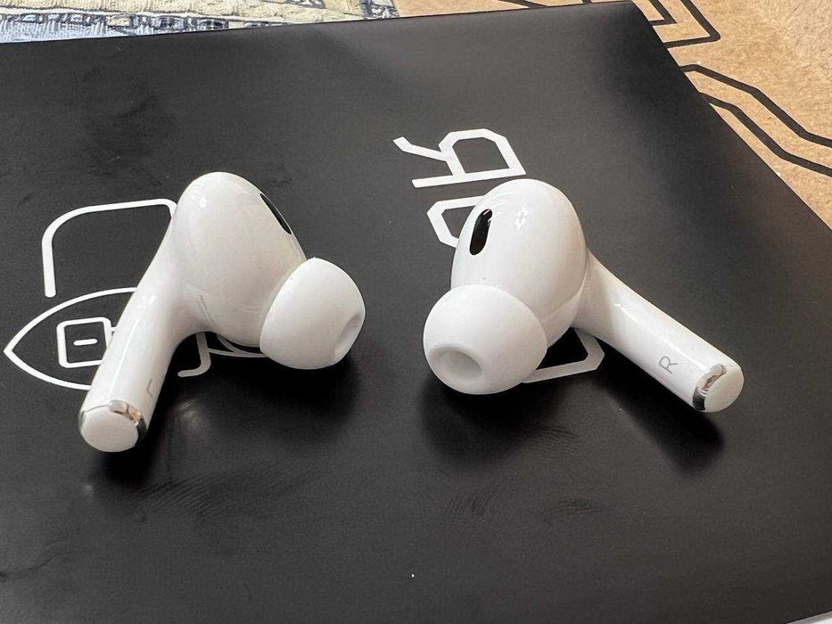 продам! Новенькі AirPods Pro 2 є Чек і Гарантія до 27 року