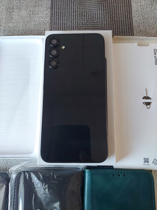Samsung A34 5g w bardzo dobrym stanie.