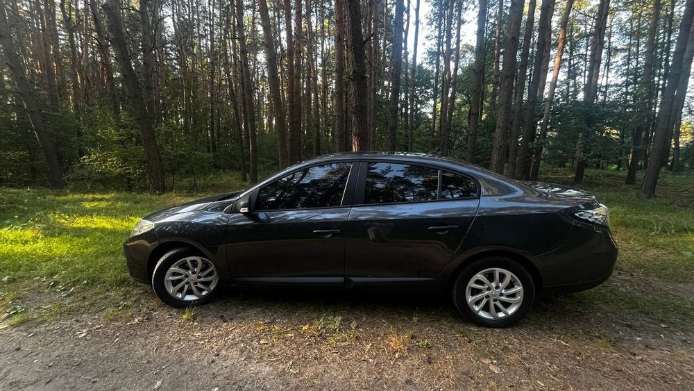 Продам рено флюенс