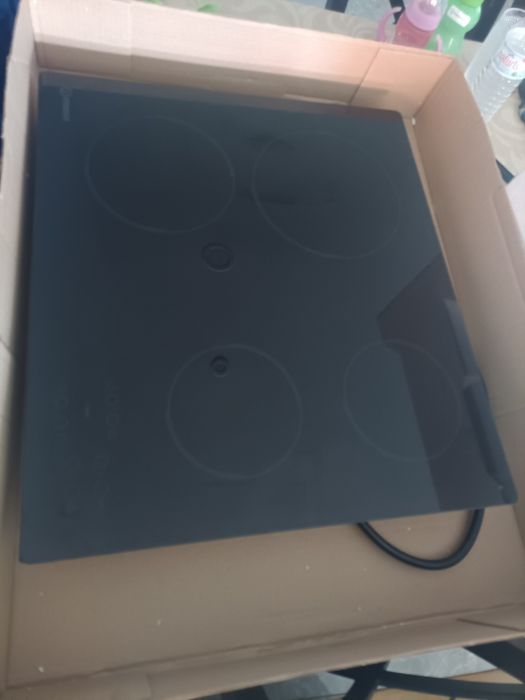 Placa de Vitrocerâmica INDESIT RI 161 C