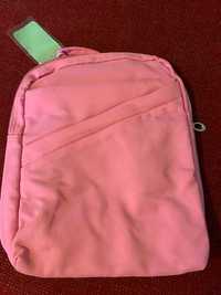 Mochila cor de rosa